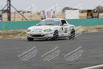 media/Jun-01-2025-CalClub SCCA (Sun) [[eae223c5dd]]/Group 5/Race (Front Straight)/